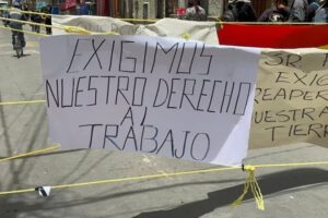 Caso de narcomineral: trabajadores de Tierra S.A. bloquean accesos a la Fiscalía