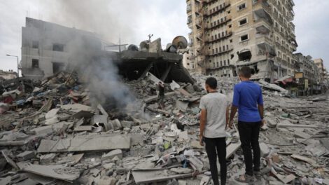 Aviones israelíes abaten a Asem Abu Rakaba, jefe del comando aéreo de Hamás