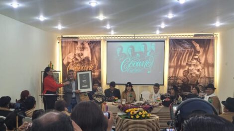 Cocani Centenario, nuevo álbum de Llajtaymanta