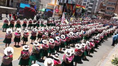 Oruro se llena de música y tradición en el Festival de la Sikuriada Boliviana