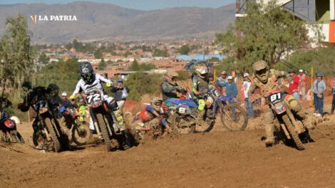 Roy Velasco campeón motociclismo MX-1