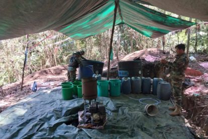 Destrucción de fábricas móviles de cocaína en Carrasco