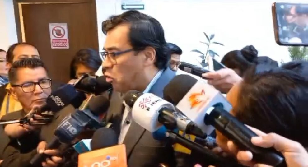 Presidente de Diputados pide disculpas tras incidente verbal