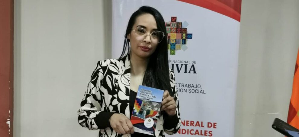 Concurso de Ensayo Literario Domitila Barrios en Oruro