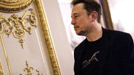 Elon Musk inteligencia artificial durante cumbre en el Reino Unido
