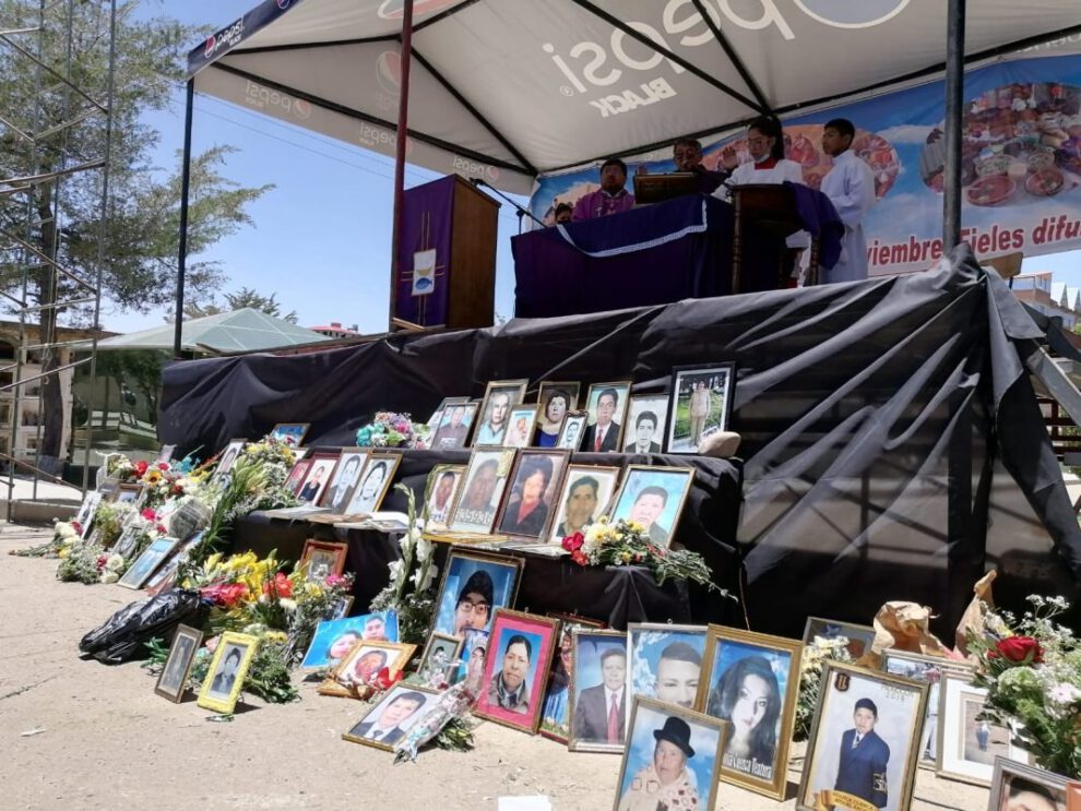 Cementerio General en la festividad de Todos Santos