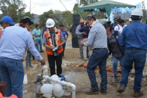 pozo de agua potable que beneficiará a más de 200 familias
