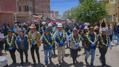 Inicio de pavimento en 7 Juntas