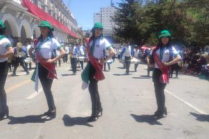 Carnaval de Oruro con Tradio y sus bellas representantes