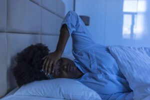 Hipertensión e insomnio: estrecha relación que impacta especialmente a las mujeres