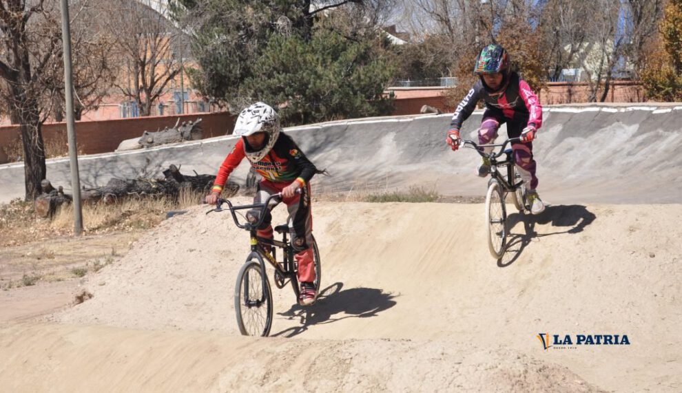 Bicicross Oruro en el torneo nacional de BMX