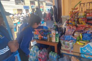Descubren productos vencidos durante operativo en el Primer Convite