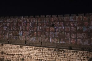 Ceremonia en el Muro de las Lamentaciones honra a las víctimas del ataque de Hamás