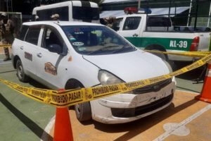 Robo agravado de accesorios de vehículo