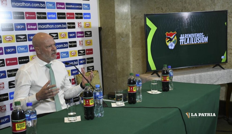 Antonio Carlos Zago confía en revertir la mala racha de la Selección de Bolivia