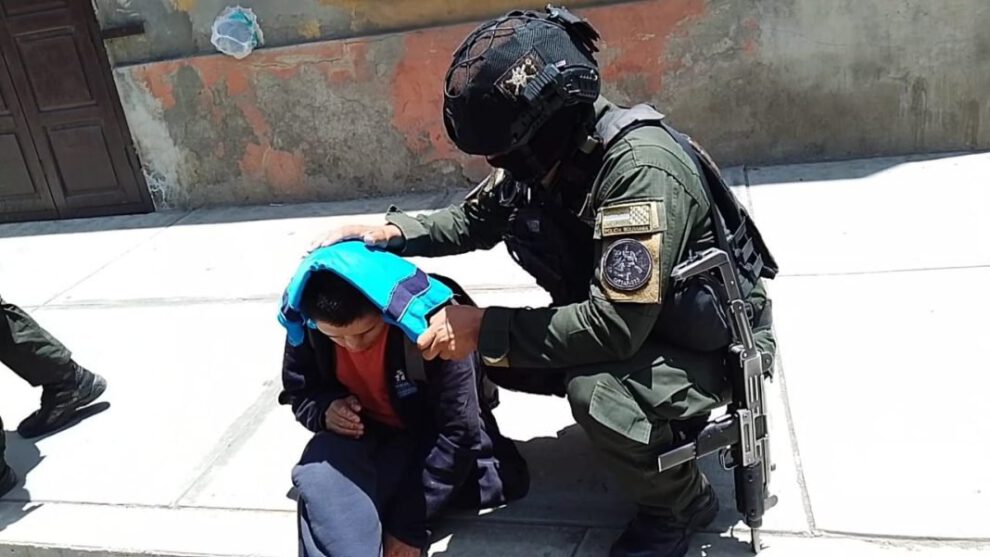 Joven con capacidades diferentes encontrado en Oruro