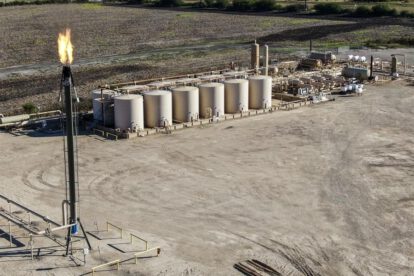 Informe sobre producción mundial de combustibles fósiles y su impacto en el calentamiento global