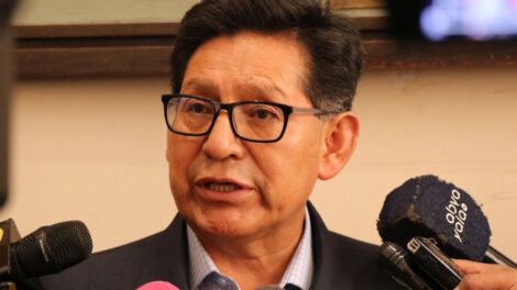 Édgar Pary denunciado por uso indebido de influencias
