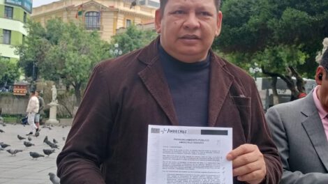 Alcaldes cruceños exigen aprobación del PGE