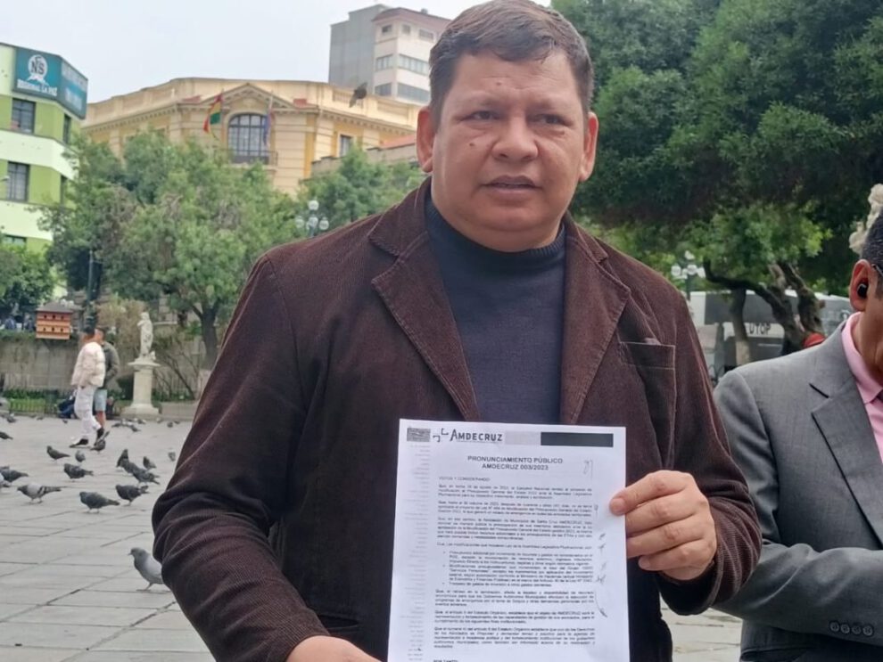 Alcaldes cruceños exigen aprobación del PGE