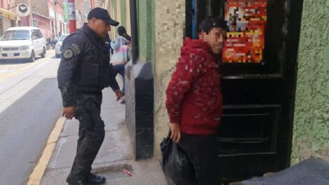 Capturan a bebedor consuetudinario que hirió con una navaja en el cuello a su compañero