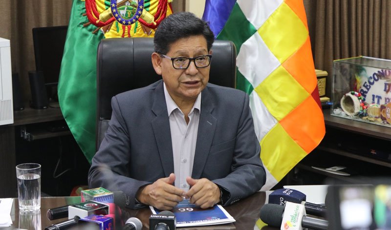 Denuncia contra ministro Pary