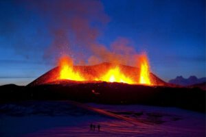 Alerta en Islandia por mil terremotos y riesgo de erupción volcánica