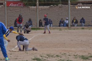 Torneo nacional de softbol en Oruro