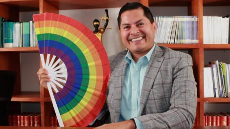 Hallazgo sin vida de Jesús Ociel Baena, magistrado no binario y defensor de los derechos LGBTI en México