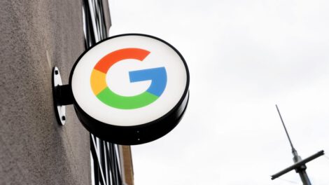 Google demanda estafadores por propagar malware con su chatbot de IA