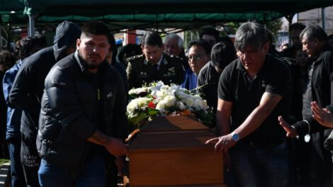 Familiares despiden al capitán José Torrez con honores