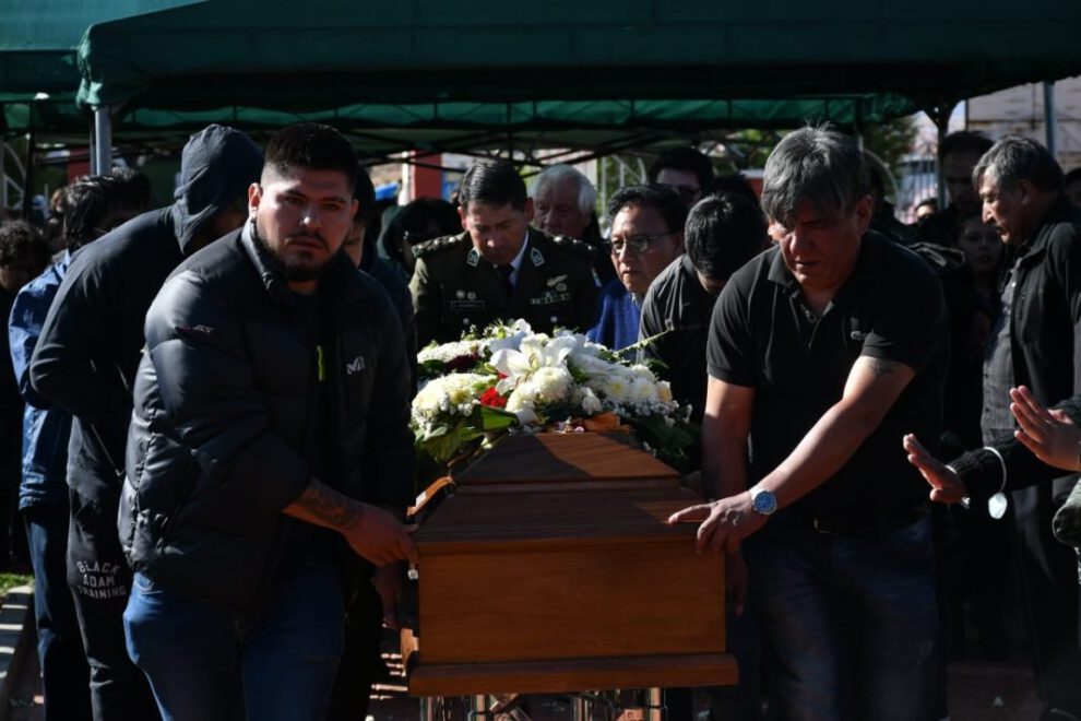 Familiares despiden al capitán José Torrez con honores