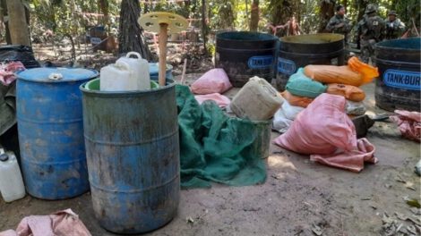 Fábricas móviles de droga desmanteladas en Villa Tunari