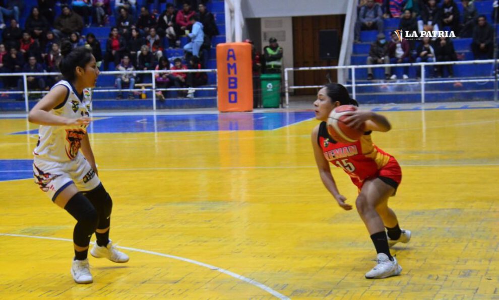 Libofem: Carl A-Z y Alemán inician semifinales de la Liga Boliviana de Básquetbol Femenina