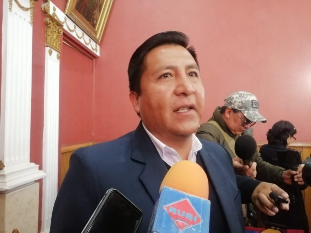 Revocatoria de alcalde Adhemar Wilcarani