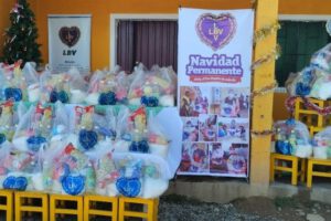 Navidad sin hambre con canastas de alimentos para familias vulnerables