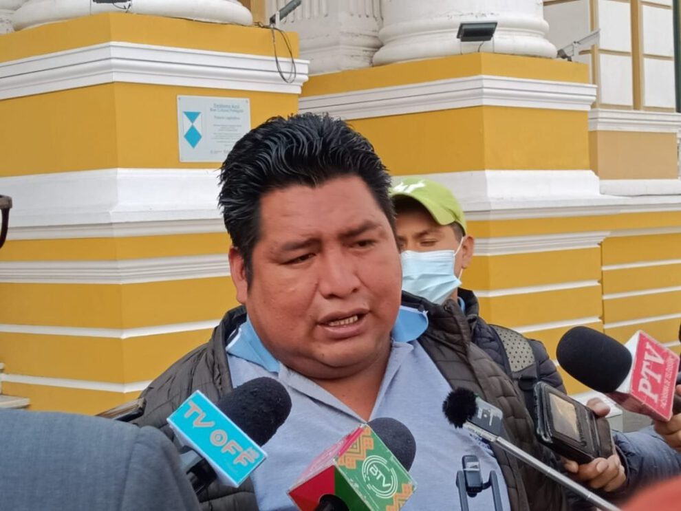 El presidente de la Regional Urbana de Cochabamba, Willy Vargas, advierte sobre obstáculos en la aprobación del Presupuesto General del Estado
