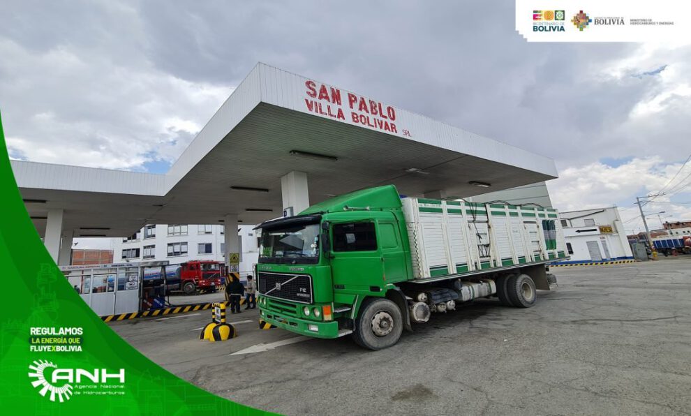 Compra irregular de combustibles en Bolivia