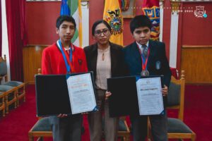 Estudiantes orureños en robótica destacados en competencia mundial