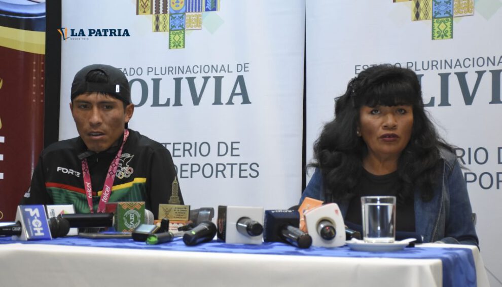 Héctor Garibay entrenando con Nemia Coca para los Juegos Olímpicos