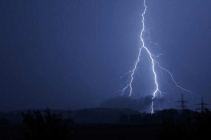 Descarga eléctrica en Ckochas causa tragedia