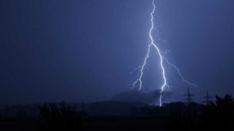 Descarga eléctrica en Ckochas causa tragedia