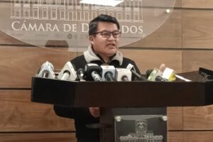 Distribución ilegal de gasolina por hijos de Presidente Arce