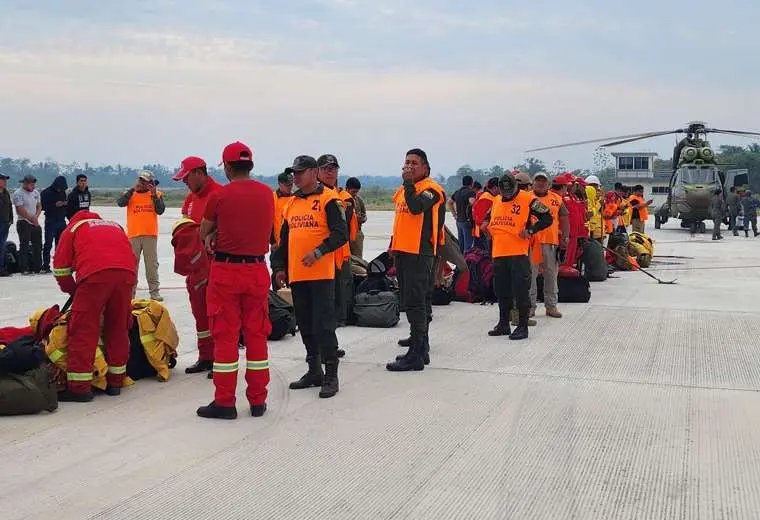 Ayuda humanitaria en Beni para bomberos forestales