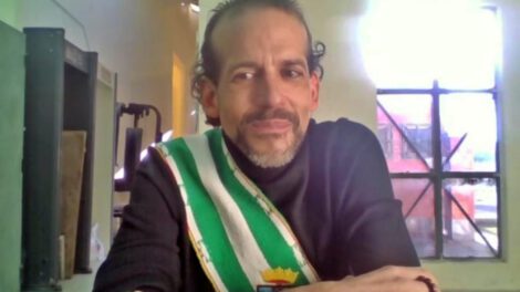 Investigación por tráfico ilícito de armas contra Luis Fernando Camacho