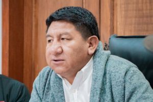Detención del gobernador de Potosí Jhonny Mamani por presunta compra irregular de antígenos nasales