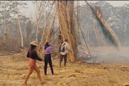 Escasez de agua complica extinción del incendio forestal en San Buenaventura