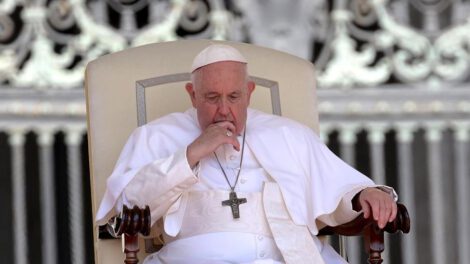 Llamado del papa Francisco a combatir la indiferencia hacia los pobres