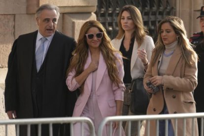 Shakira evita juicio por fraude fiscal en España