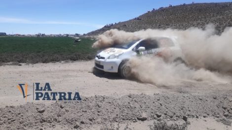 Automovilismo en Huancane